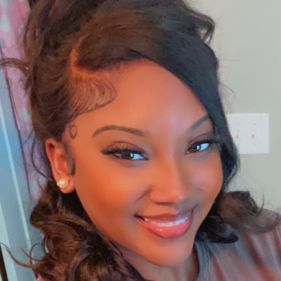 Meet your Posher, Lady of Fashion - Picture 1 of 1